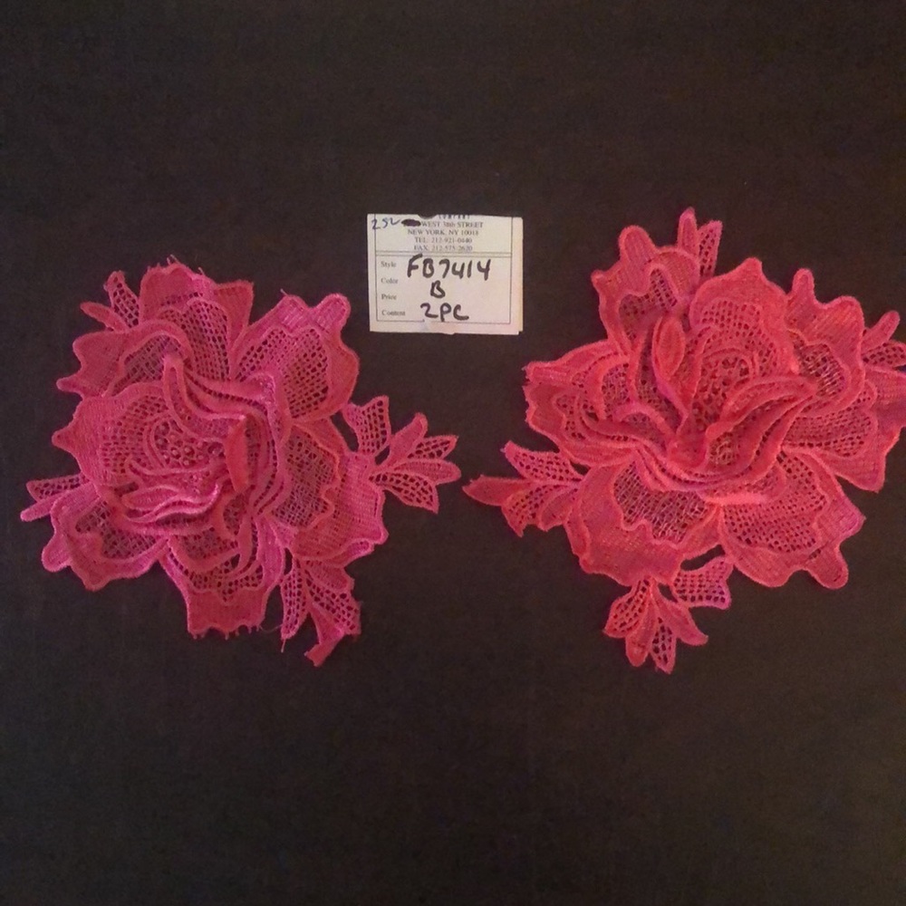 Stunning!!3D Lace Venise Medallions 2Pcs